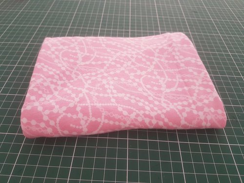 Pink fabric for Ellie and Mac Be Confident | LR